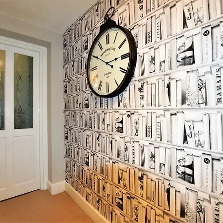 Chertsey Place - Yourapartment بريستول